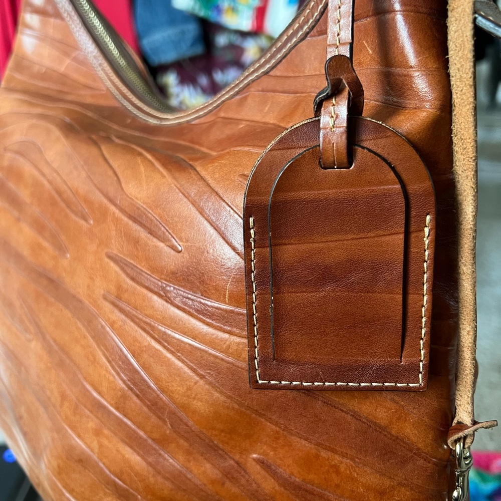 Very nice vintage Dooney & Bourke